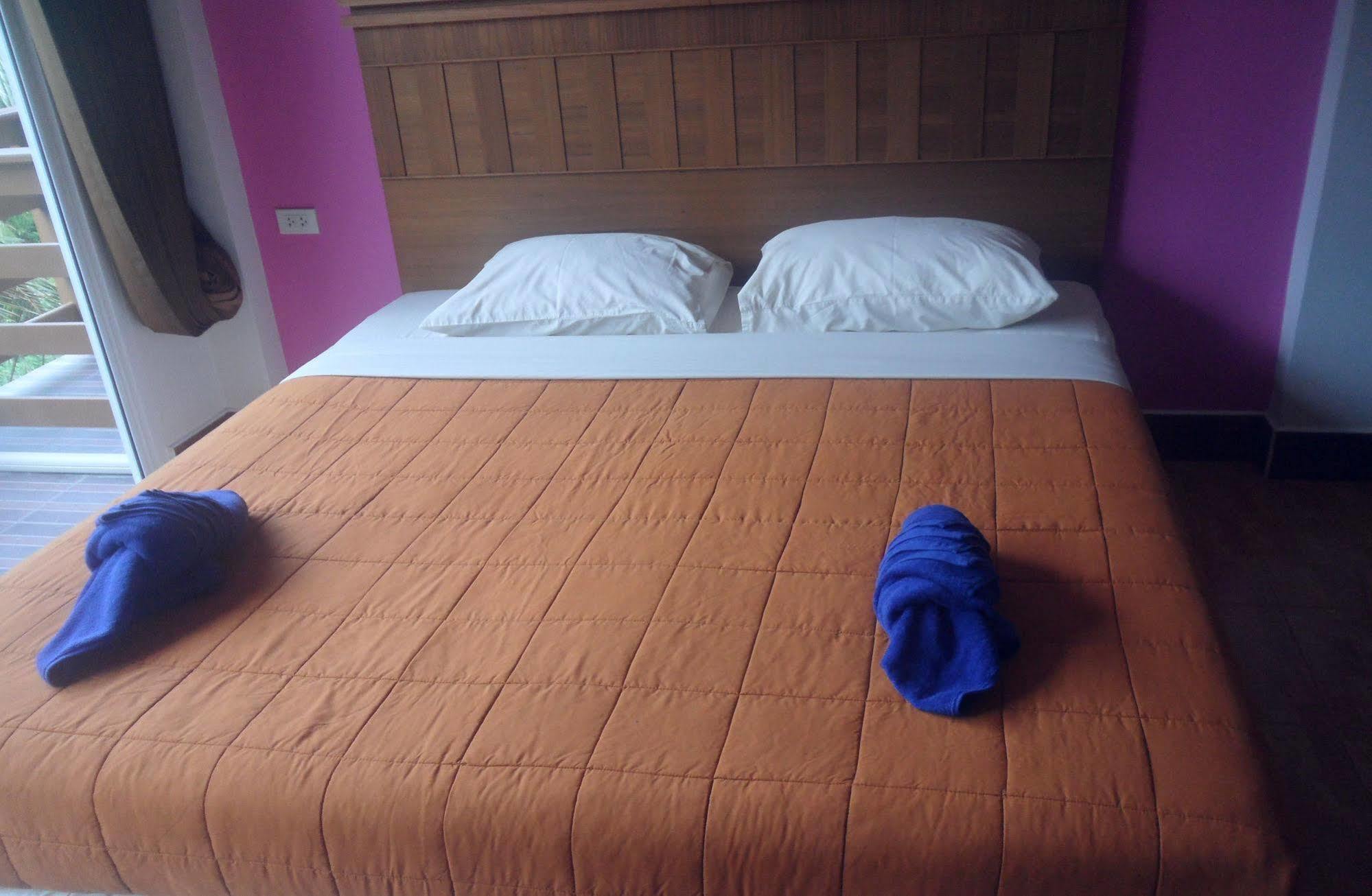 N.D.Hotel Ko Lanta エクステリア 写真