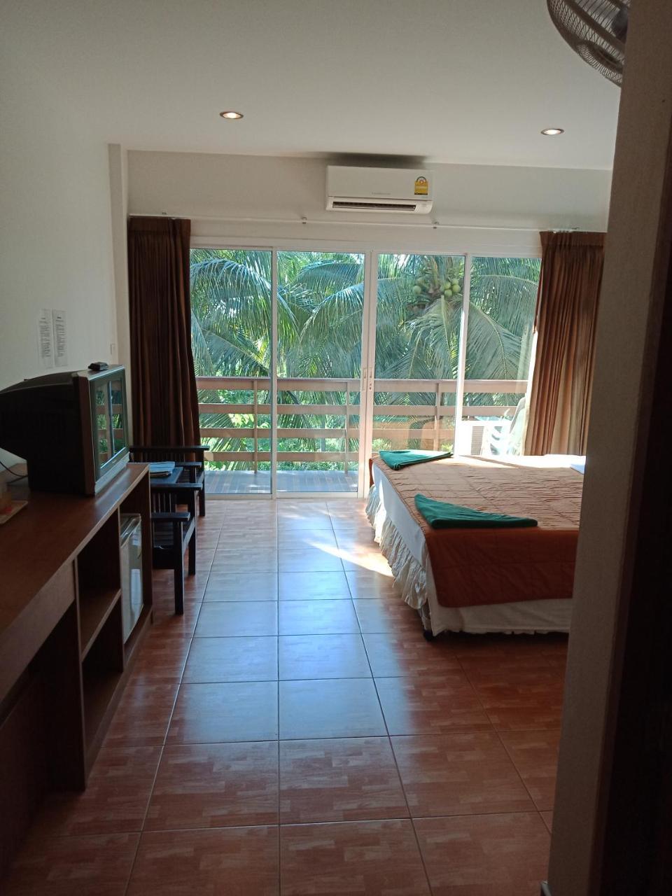 N.D.Hotel Ko Lanta エクステリア 写真